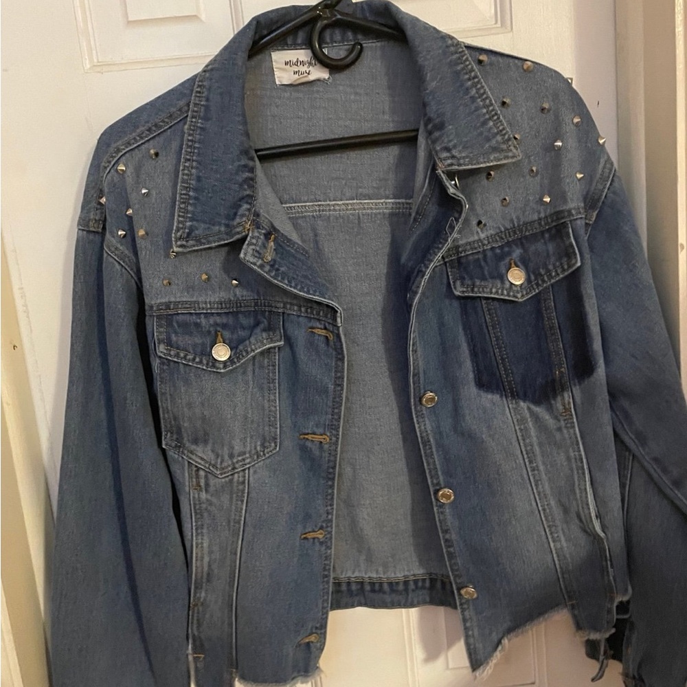 Studded Raw Hem Jean Jacket